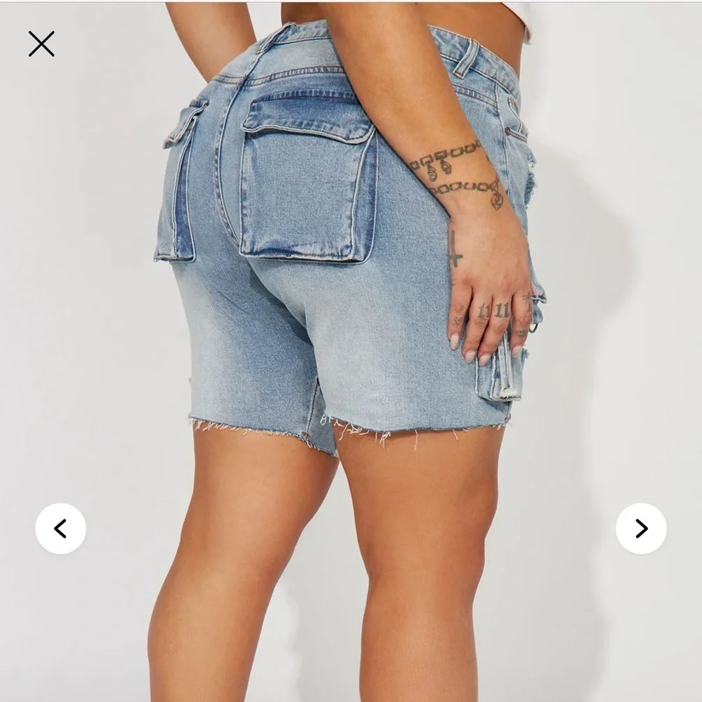 Fashion Nova Blue Cargo Shorts Distressed Design - Picture 2 of 4